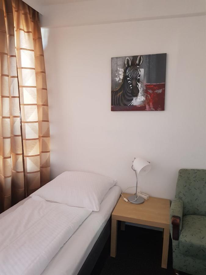 Hotel Wandsbek Hamburg-Harburg Buitenkant foto
