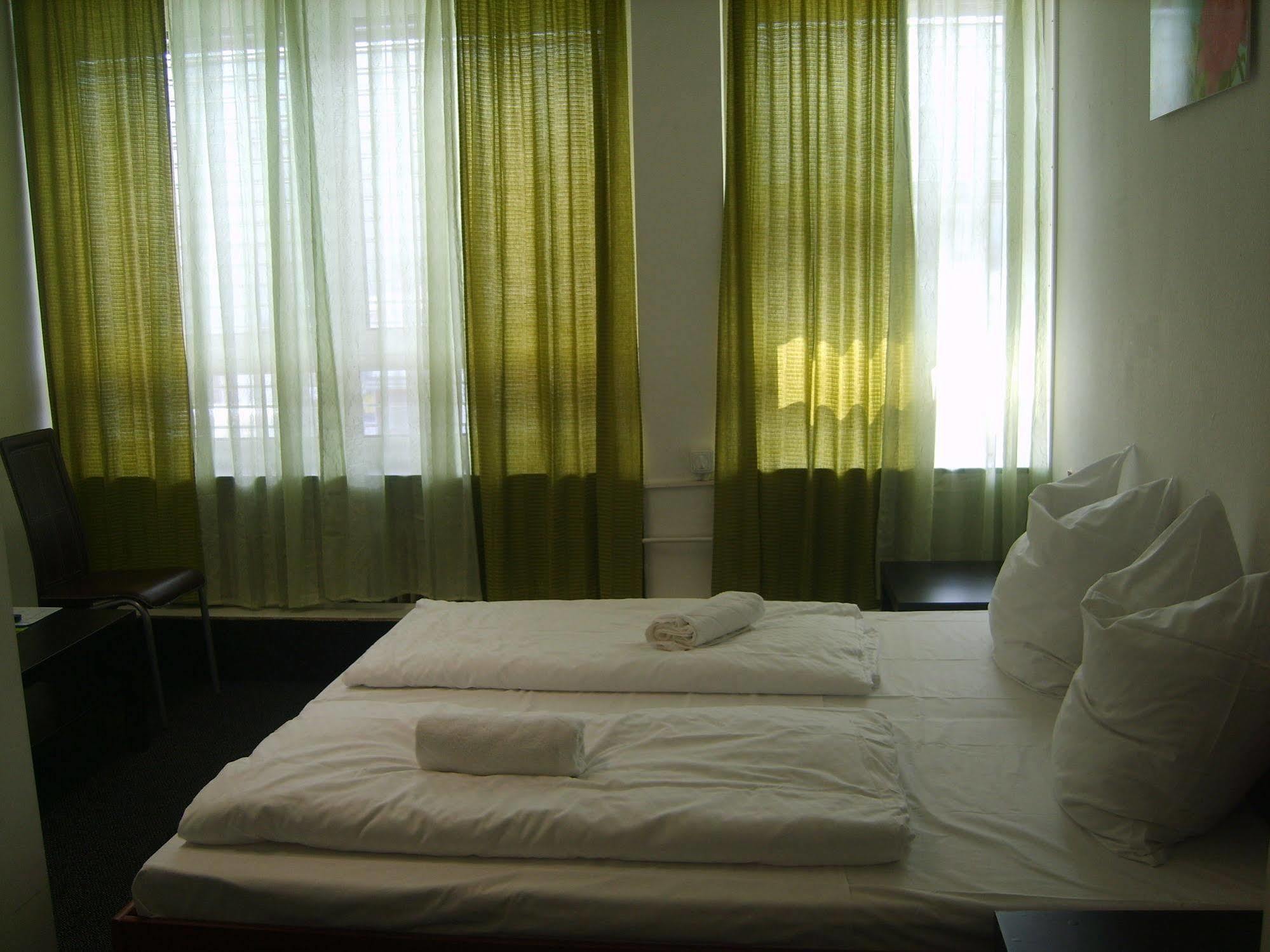 Hotel Wandsbek Hamburg-Harburg Buitenkant foto